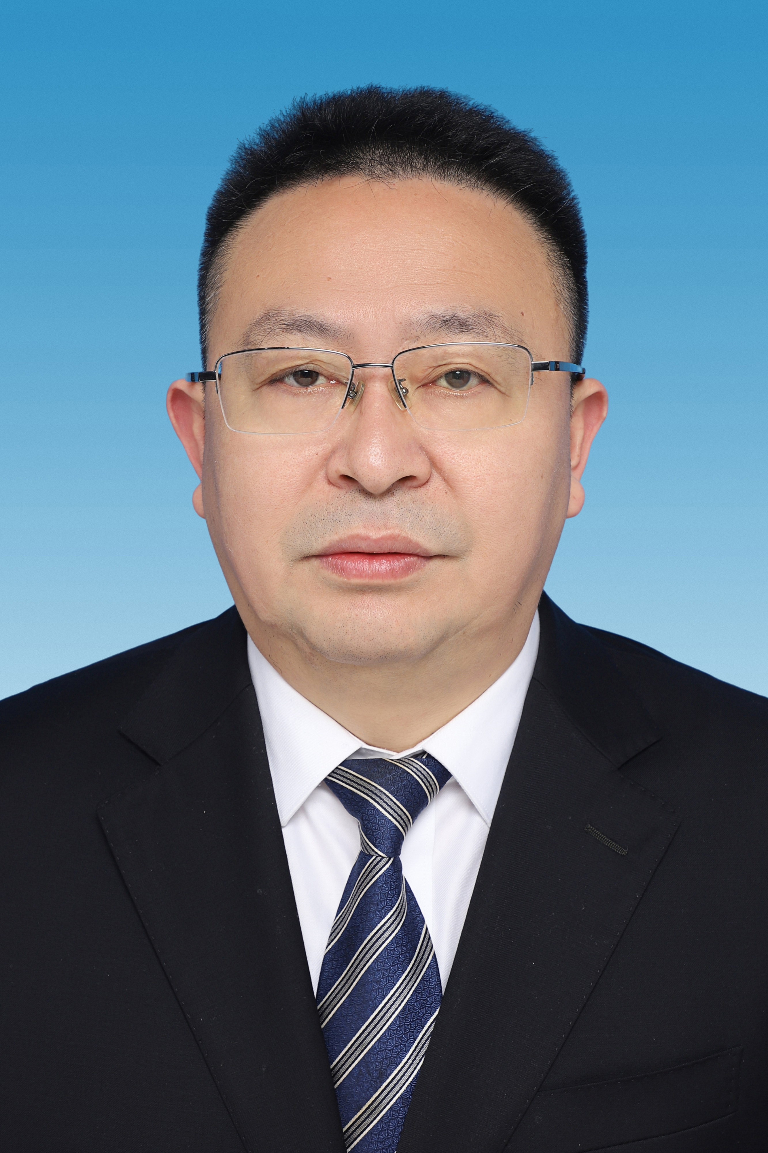易先勇