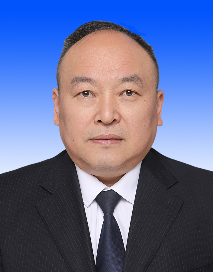 何  俊