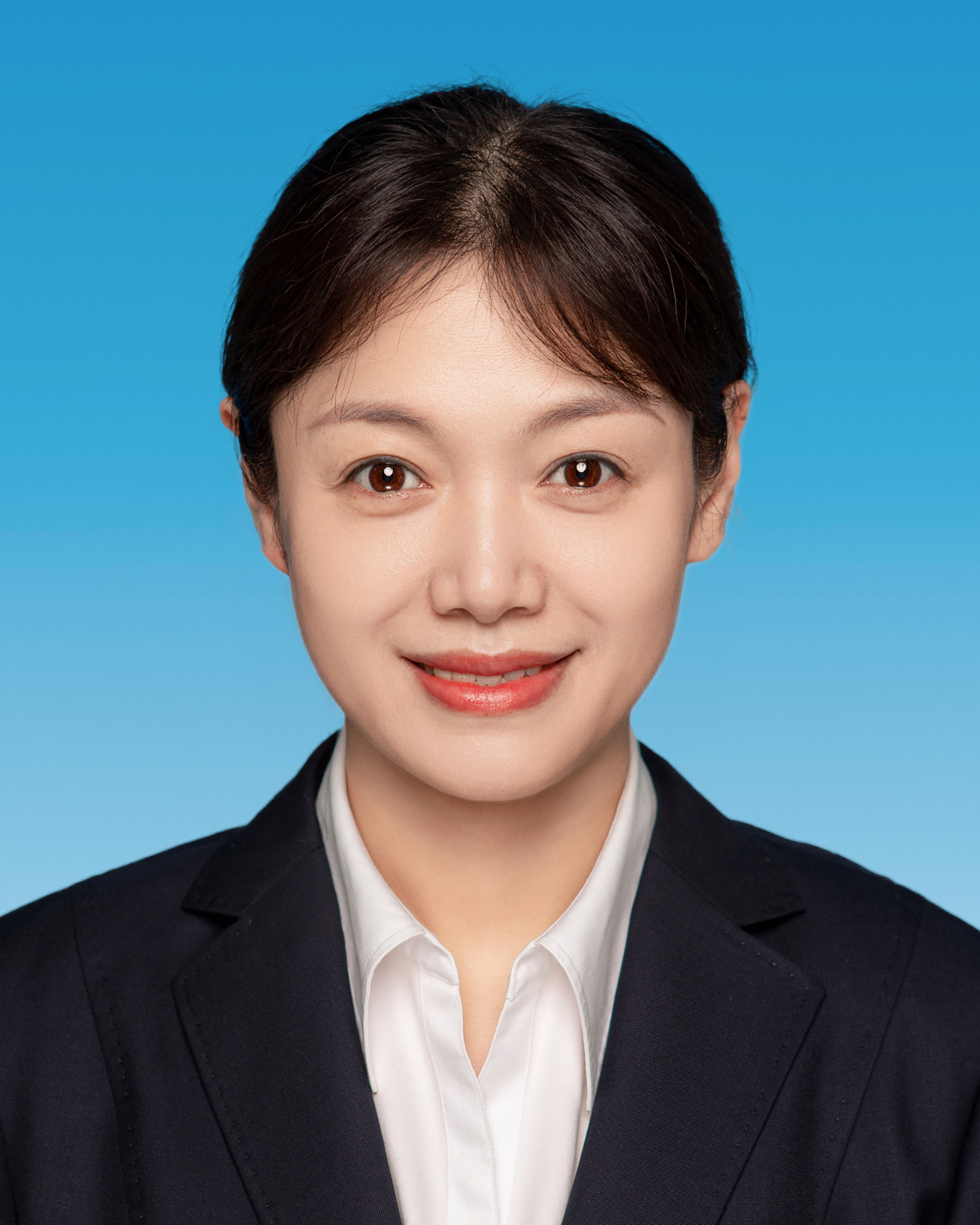 张莉